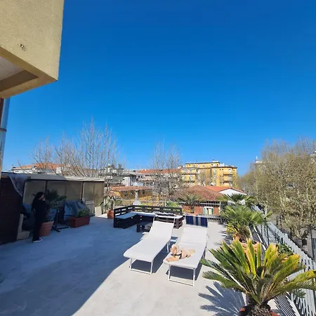 Terrazza Vicino Al Mare Apartamento